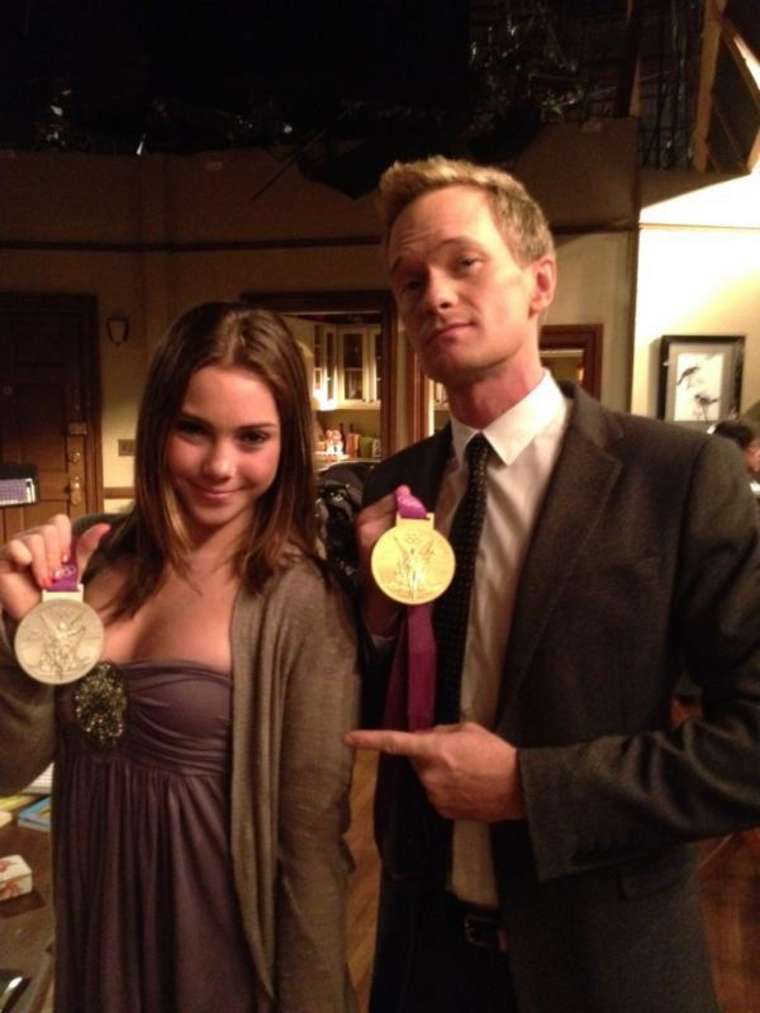 McKayla Maroney hot on the set of How I met your Mother